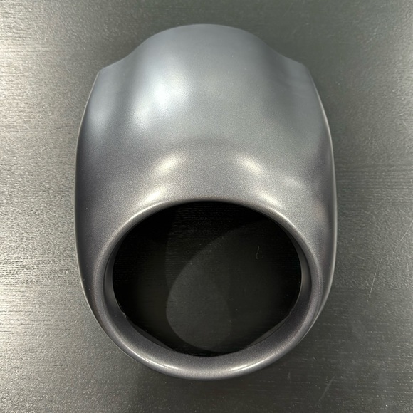 Harley-Davidson Night Rod Custom Headlight Visor Fairing - 68971-98B - Picture 2 of 7